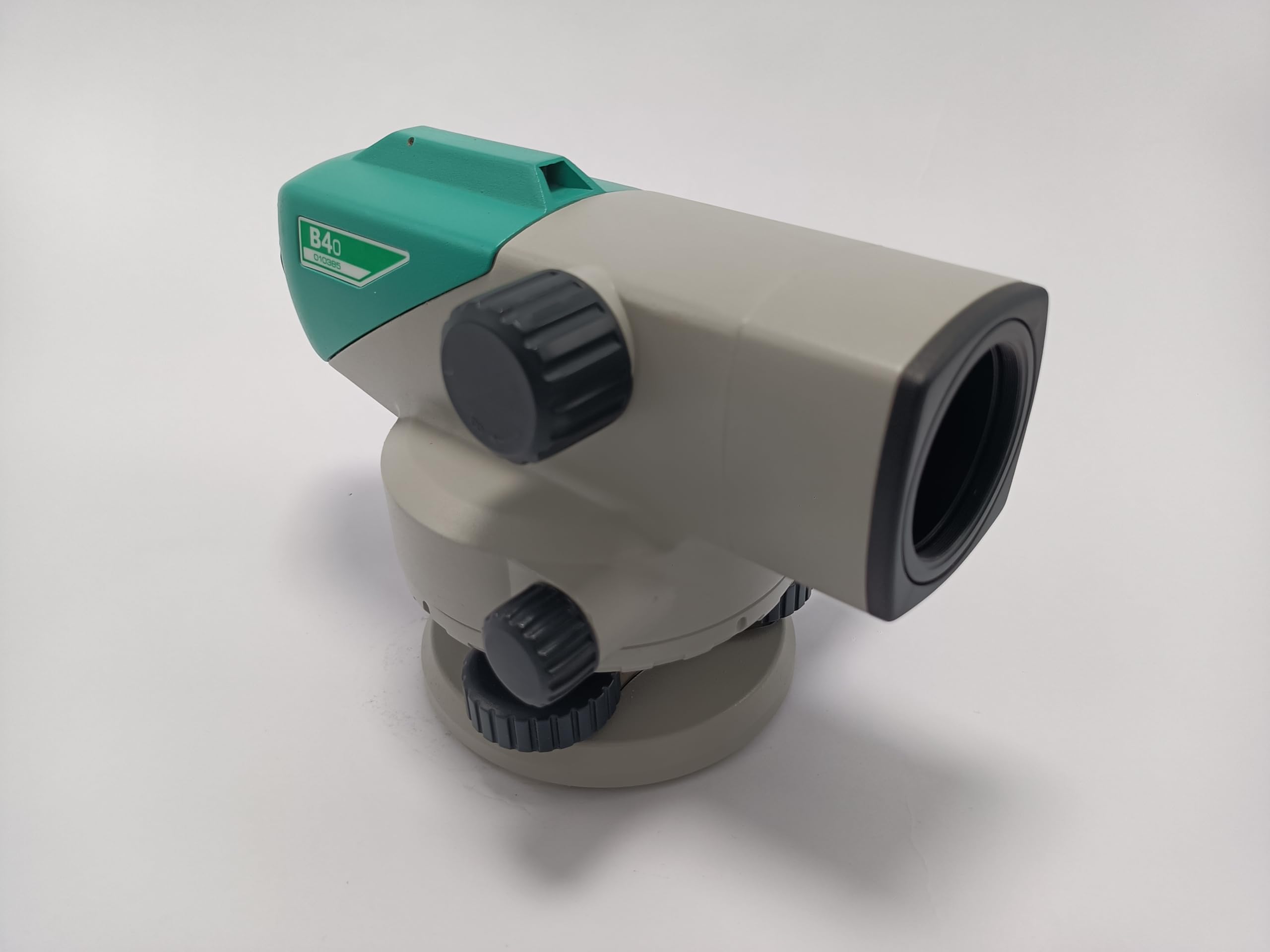 B40 Automatic Optical Level 24x Magnification 2.0mm/km Precision with Magnetic Damping
