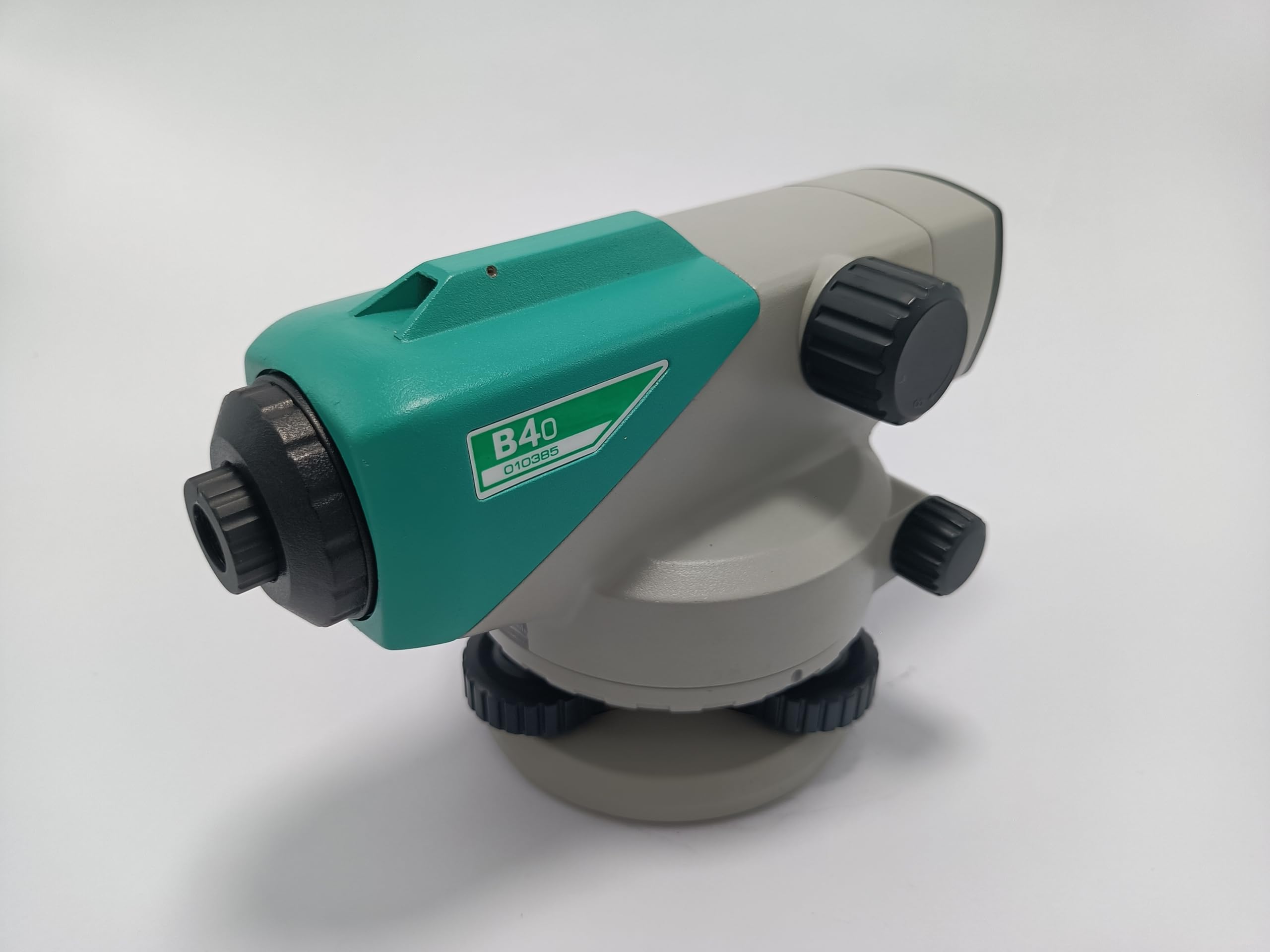B40 Automatic Optical Level 24x Magnification 2.0mm/km Precision with Magnetic Damping